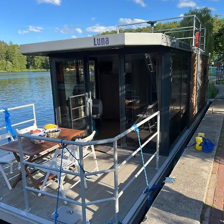 Botel Plywajace Houseboat4u *