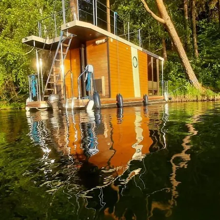 Plywajace Houseboat4u * Ruciane-Nida