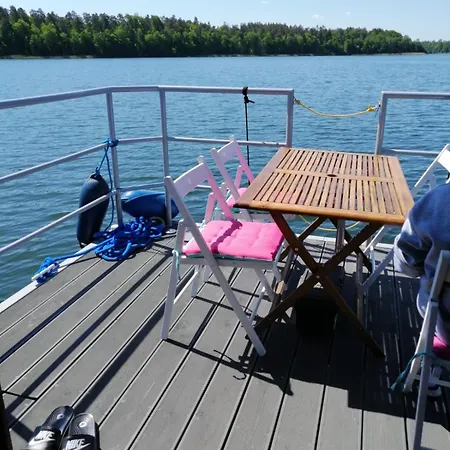 Plywajace Houseboat4u *